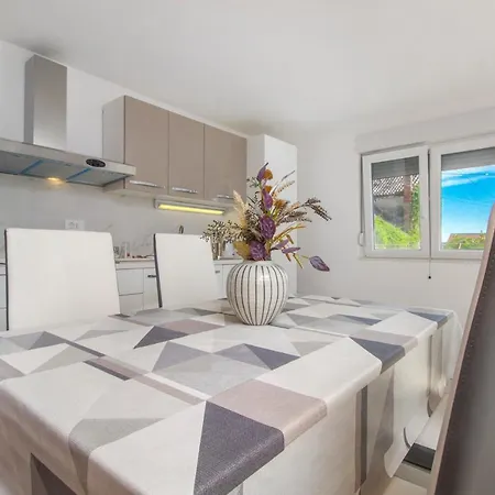 Lovely Center Apartment Sibenik